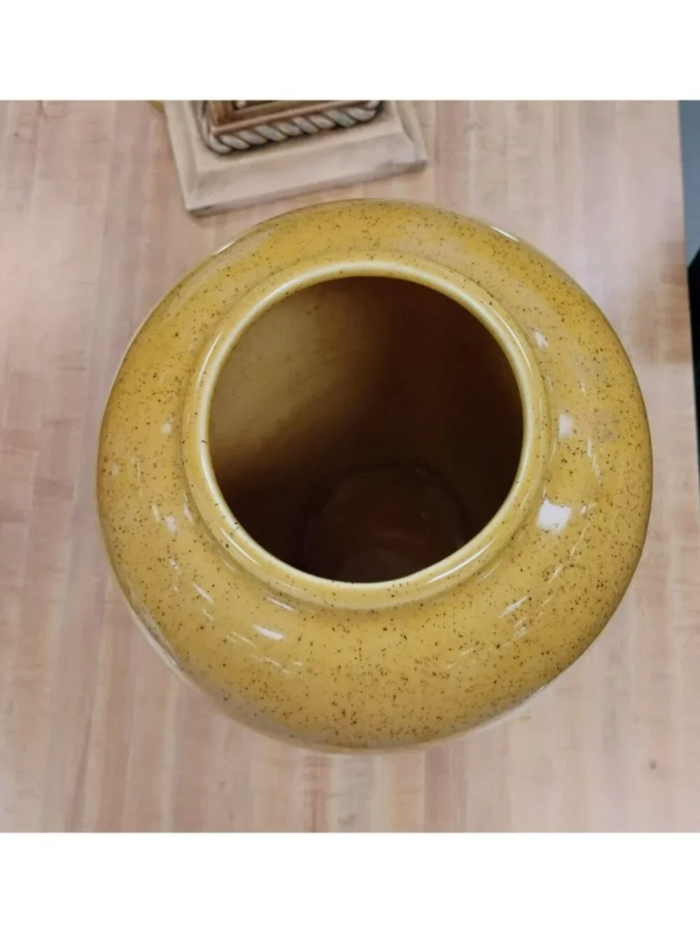 Vintage Royal Haeger Yellow Speckled Vase 13